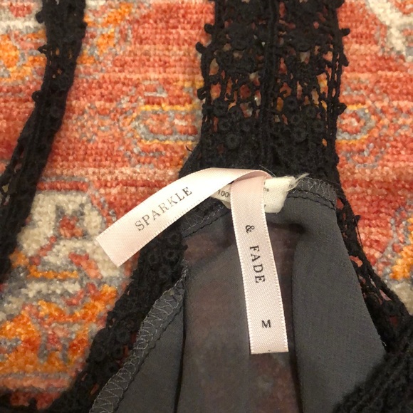 Tunic - Picture 3 of 4